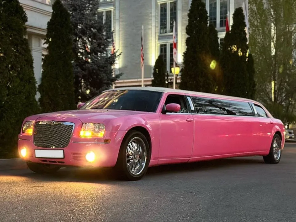 Лимузин Chrysler для мероприятий