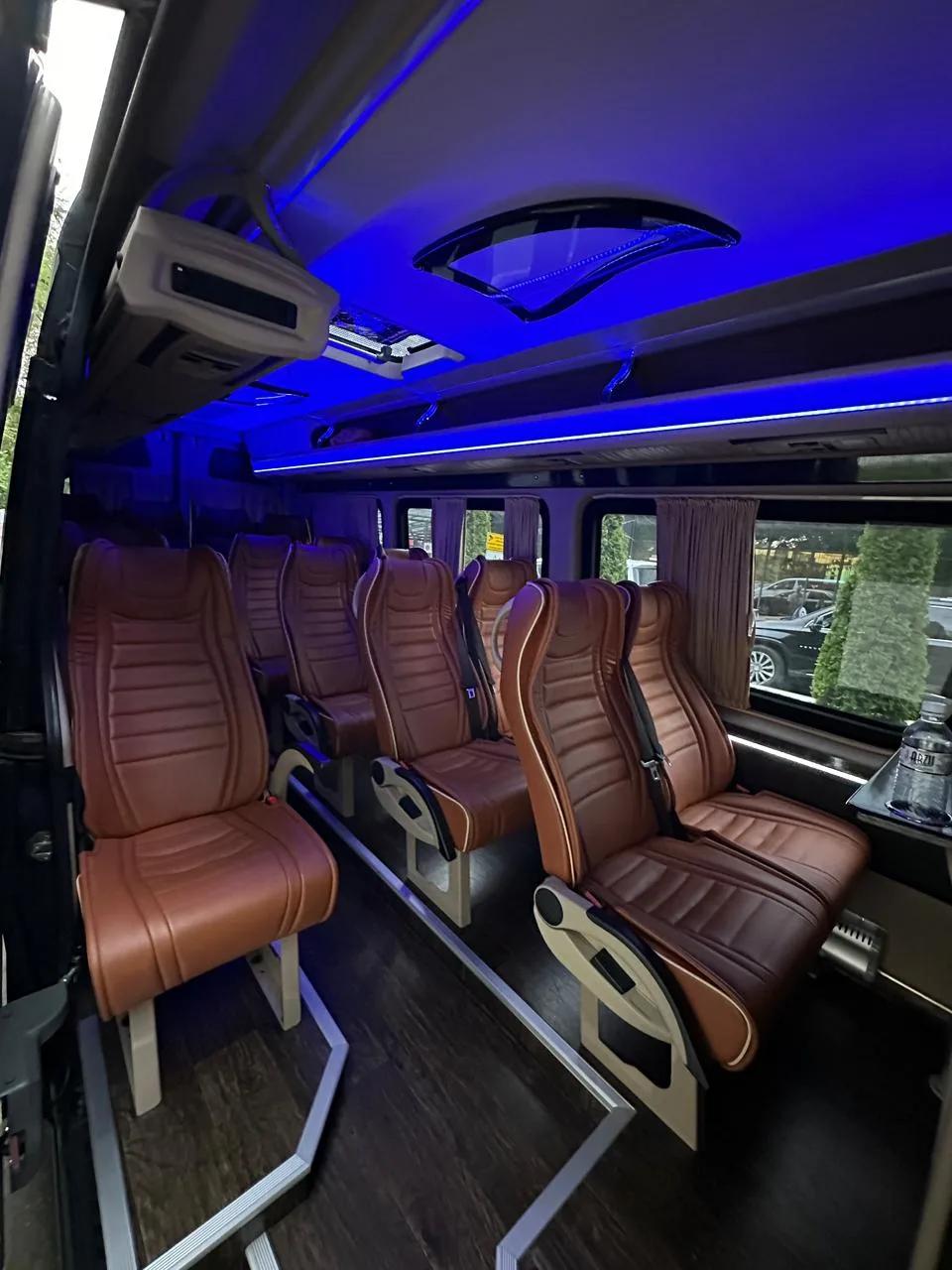 Салон Mercedes-Benz Sprinter